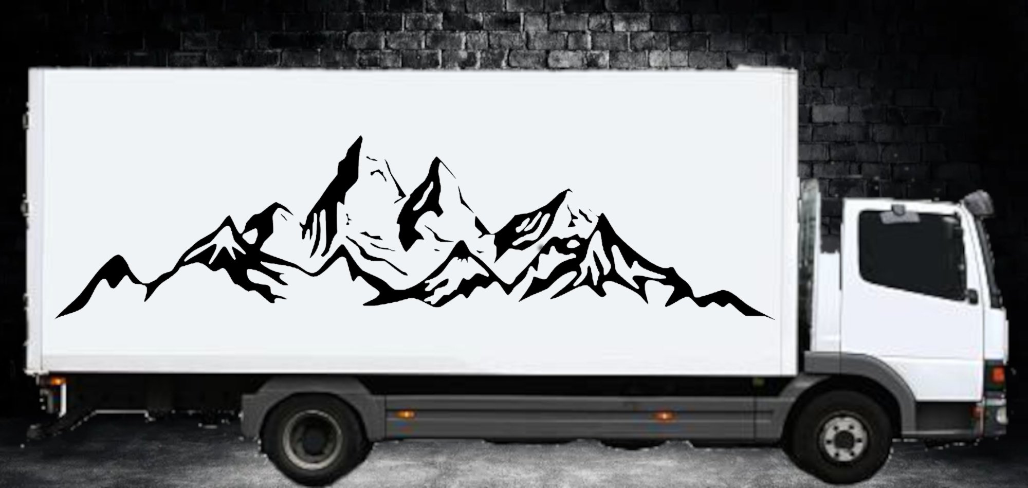 46362A Berge Silhouette LKW